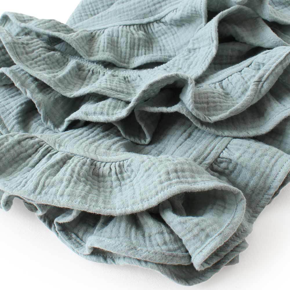 Frill blanket